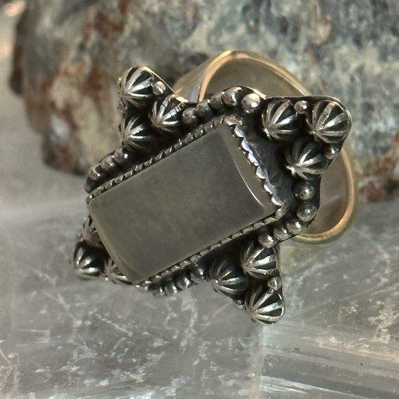 Gray moonstone southwestern sterling silver adjustable ring - Picture 3 of 7